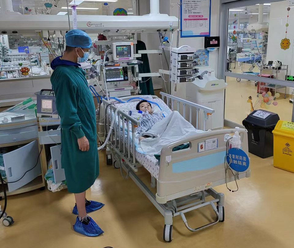 海西跨省救护车出租公司